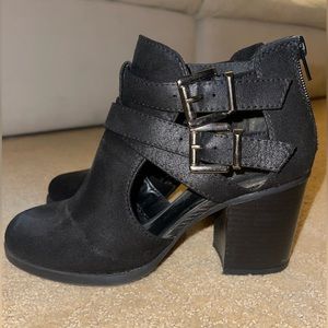 Size 7 Soda Black booties never used